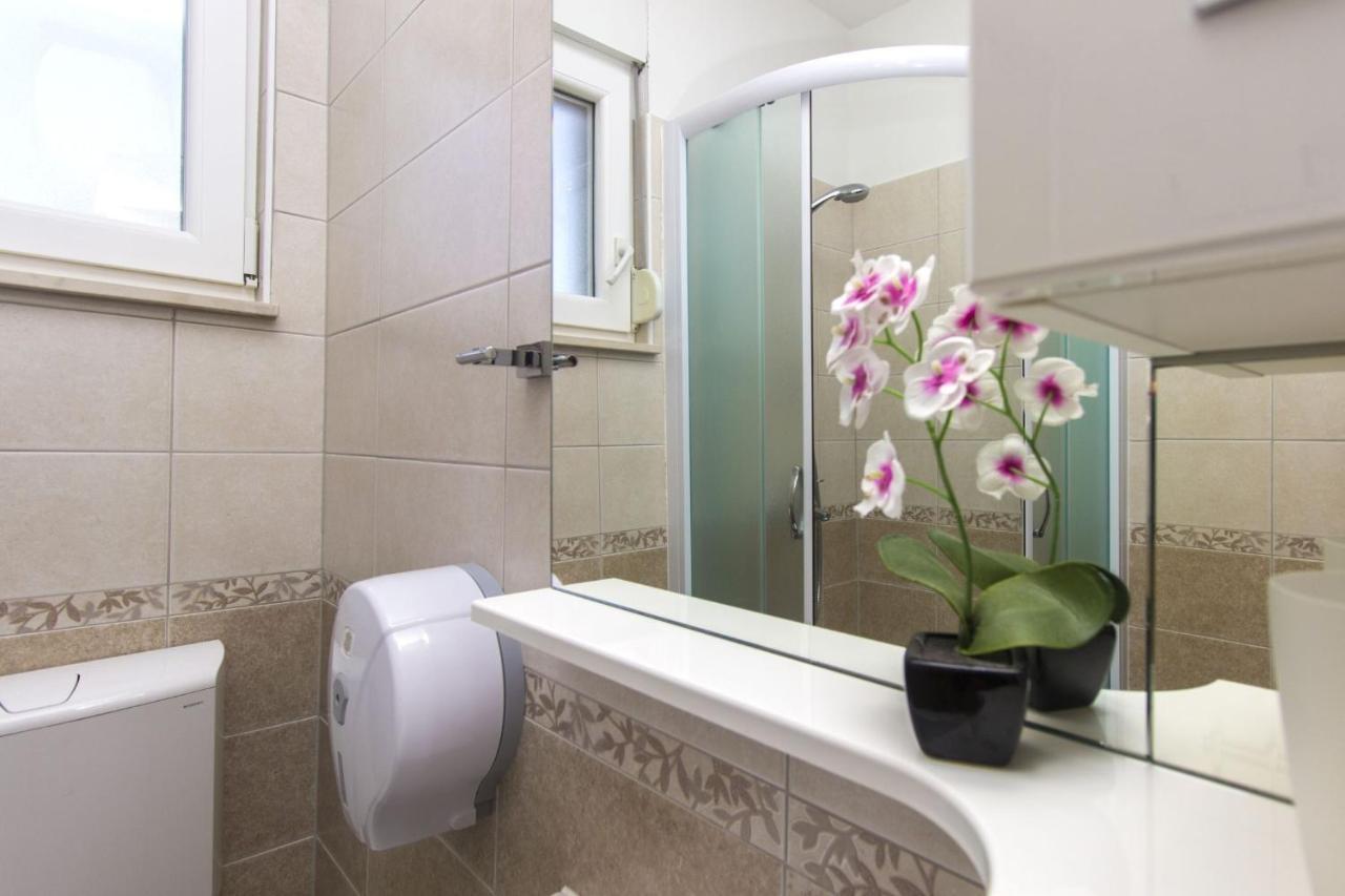 Apartments Lenija Ядрия Экстерьер фото