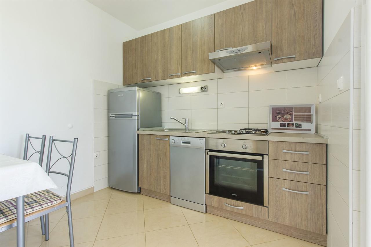 Apartments Lenija Ядрия Экстерьер фото